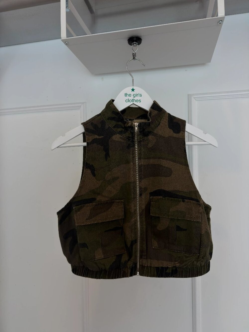 Windsor Booked Up Camo Denim Zip-Front Cropped Vest Size M